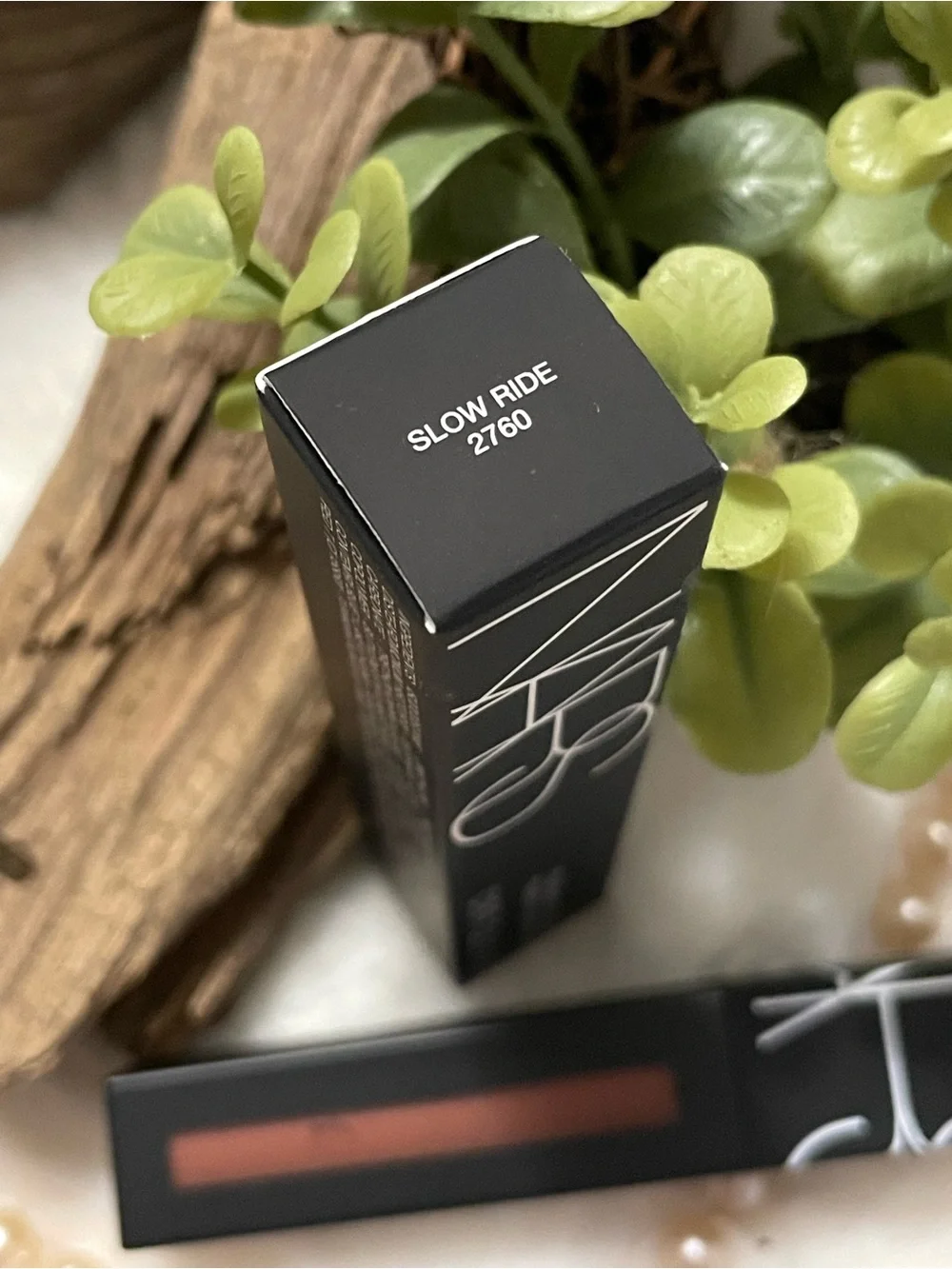 NARS Velvet Lip Glide Liquid Lipstick - Warm Brown Nude